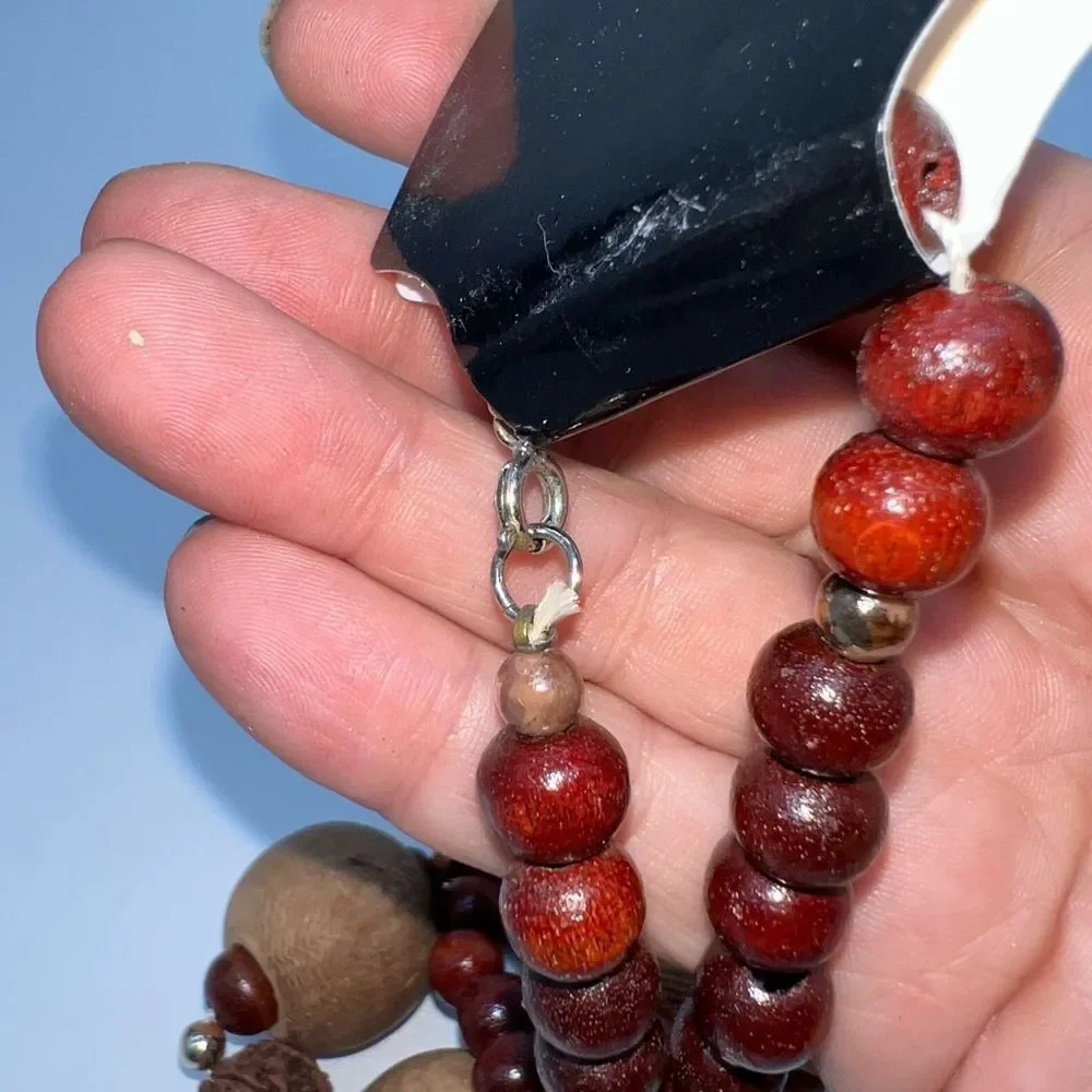 Vintage accented accessory match